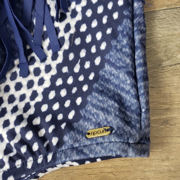 🆕️ Rip Curl | Navy Tribal One Piece Swimsuit - Picture 4 of 7